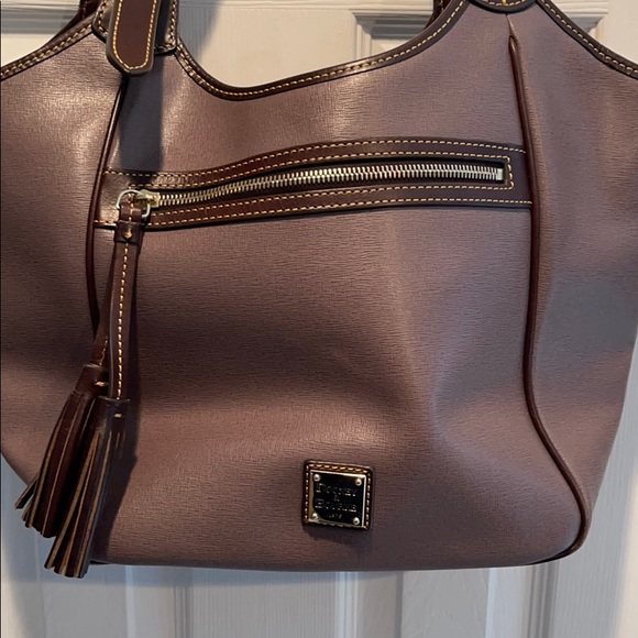Dooney & Bourke purse - Picture 2 of 6